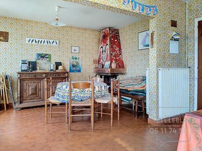 Maison - 135 m² - 13 pièces