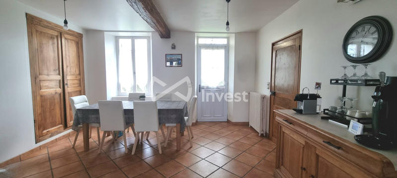Maison - 176 m² - 7 pièces