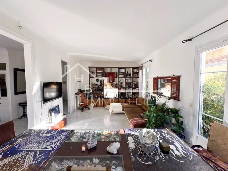 Appartement - 156 m² - 5 pièces