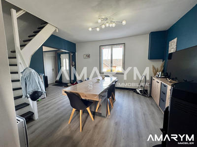 Maison - 105 m² - 4 pièces