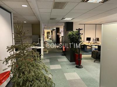 Bureau - 938 m²