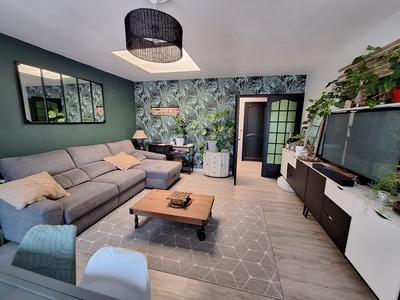 Maison - 153 m² - 7 pièces