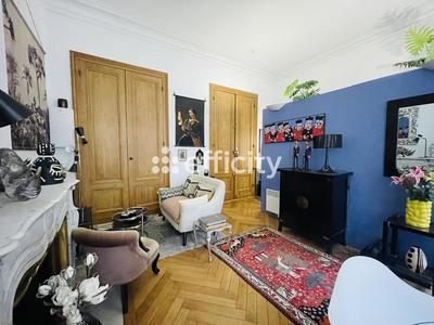 Appartement bourgeois - 46 m² - 2 pièces