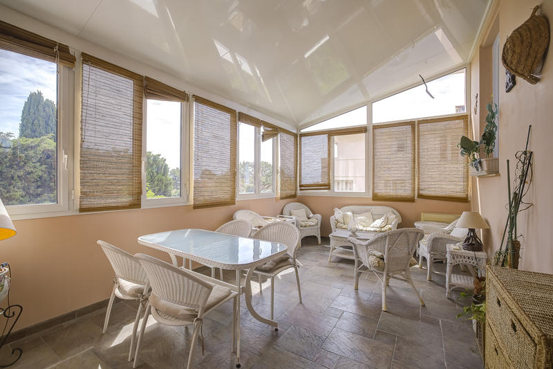 Maison - 200 m² - 7 pièces