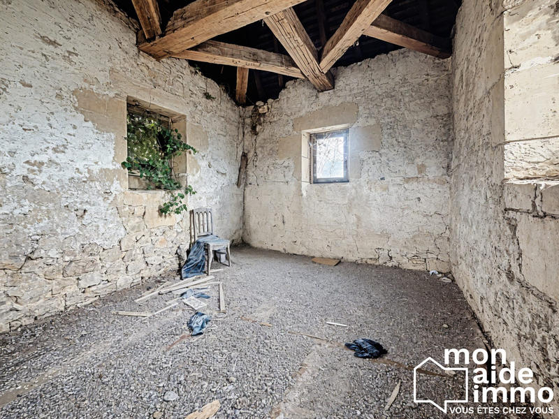 Maison - 300 m² - 12 pièces