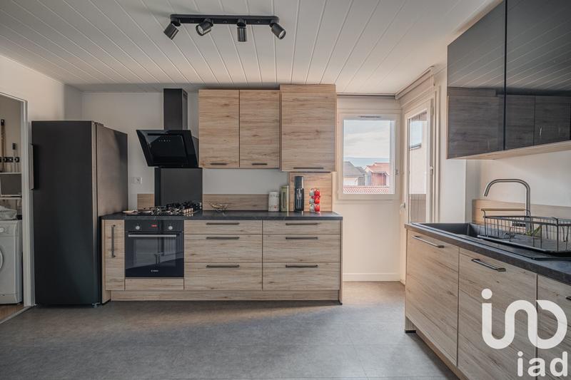 Appartement - 83 m² - 4 pièces