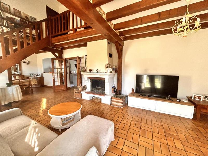 Maison traditionnelle - 135 m² - 6 pièces