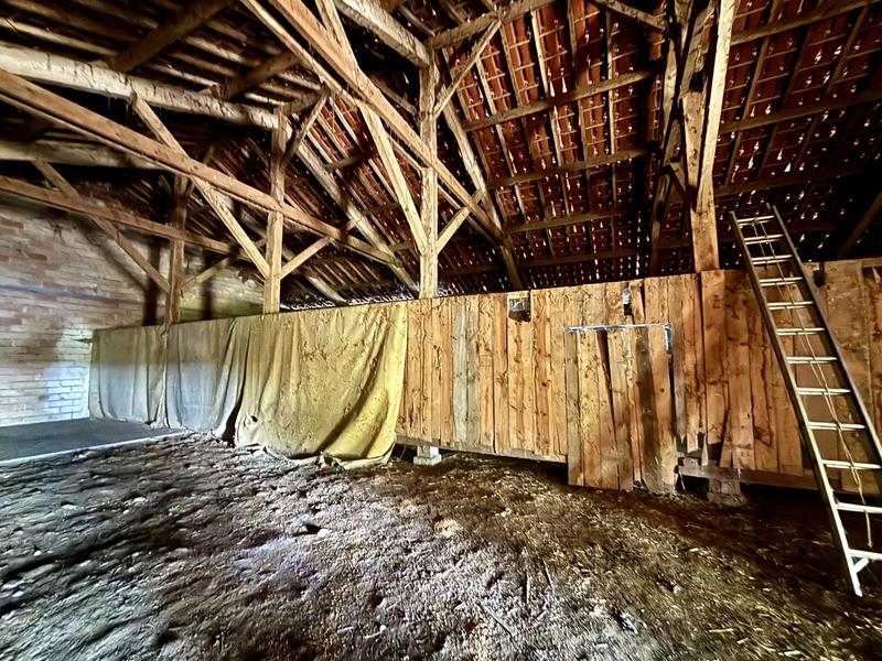 Appartement - 122 m² - 6 pièces