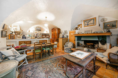 Maison - 224 m² - 8 pièces