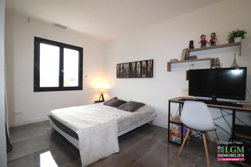 Maison - 195 m² - 8 pièces