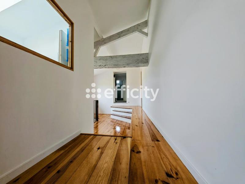 Maison - 175 m² - 6 pièces