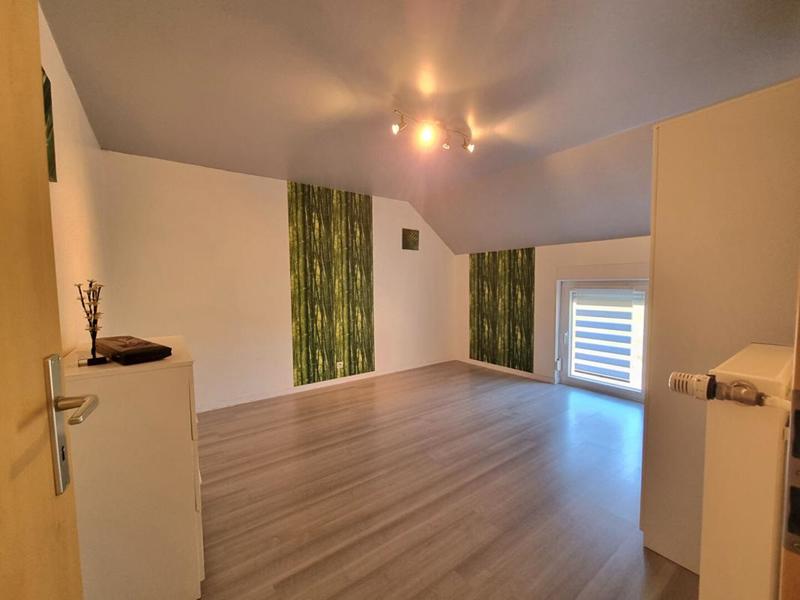 Maison - 202 m² - 8 pièces