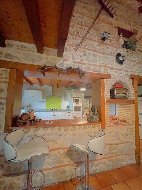 Maison - 142 m² - 6 pièces