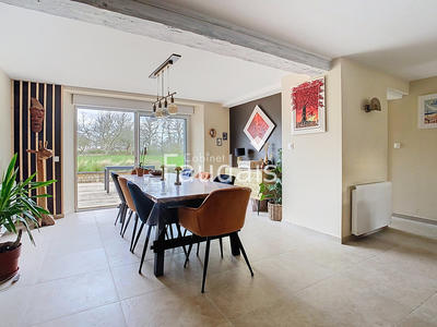 Propriété - 464 m² - 17 pièces