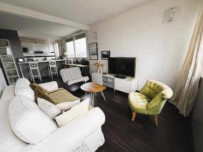 Appartement - 80 m² - 5 pièces