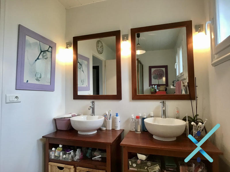 Maison ancienne - 195 m² - 8 pièces