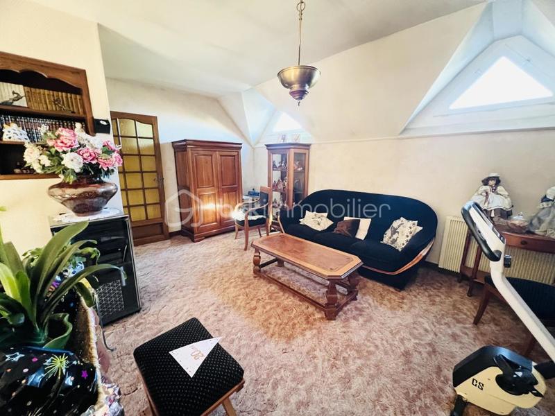 Maison - 159 m² - 7 pièces