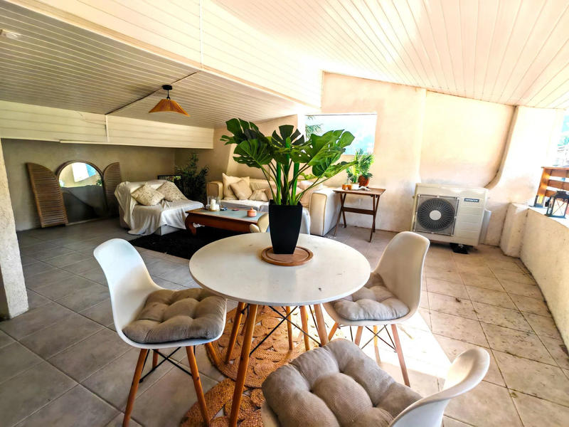 Maison - 84 m² - 3 pièces