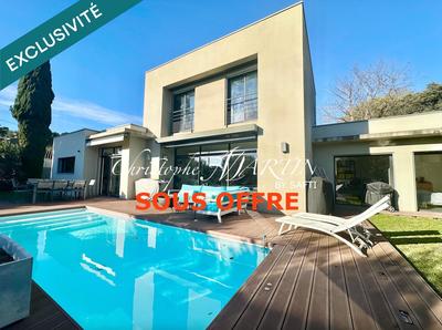 Maison - 151 m² - 6 pièces