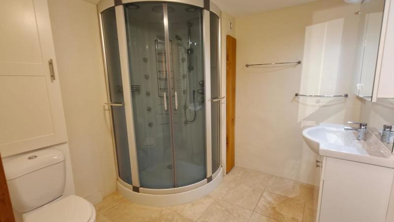 Maison - 205 m² - 5 pièces