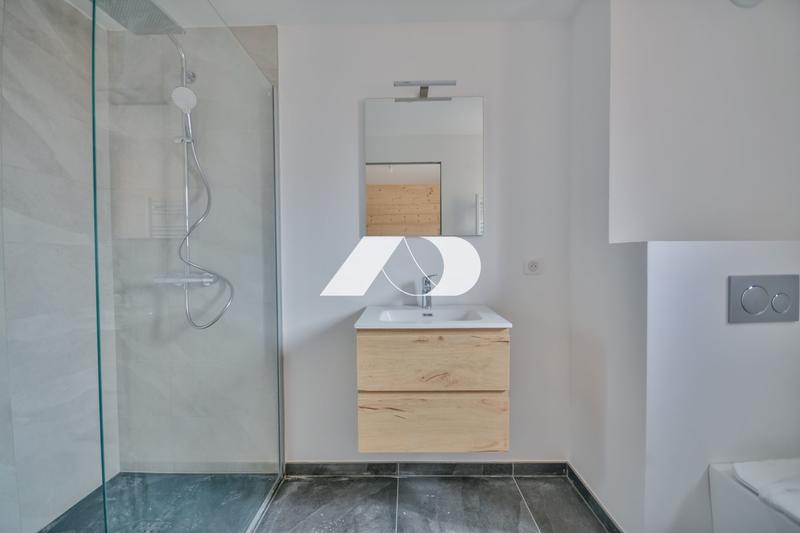 Appartement - 116 m² - 5 pièces