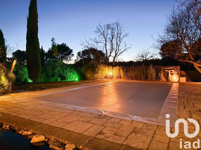 Maison - 400 m² - 14 pièces