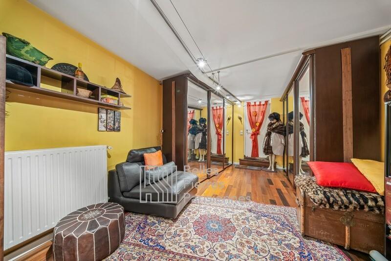 Appartement - 100 m² - 5 pièces