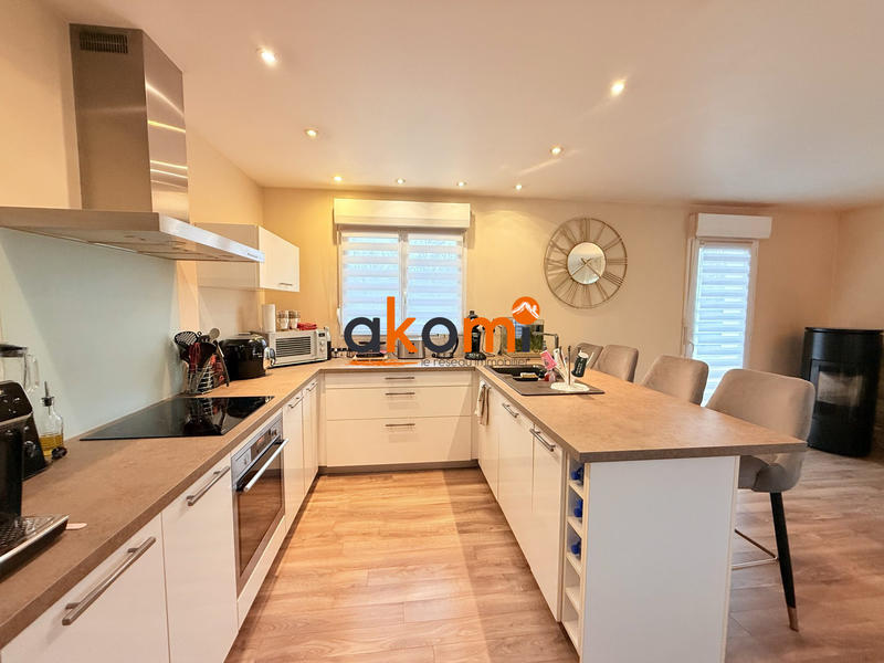 Maison - 103 m² - 4 pièces