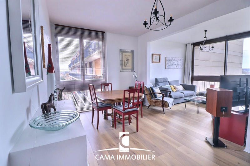 Appartement - 84 m² - 4 pièces