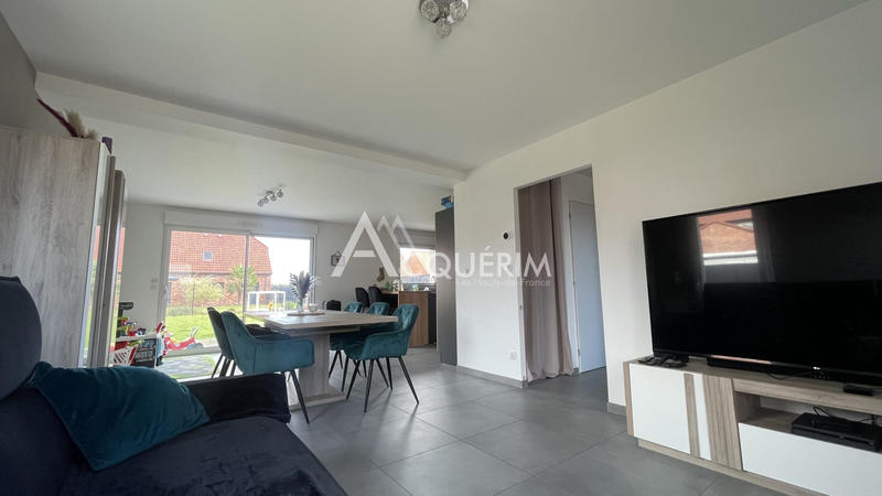 Maison - 95 m² - 4 pièces