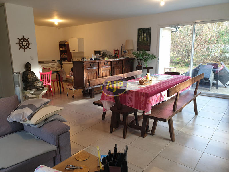 Maison - 125 m² - 5 pièces