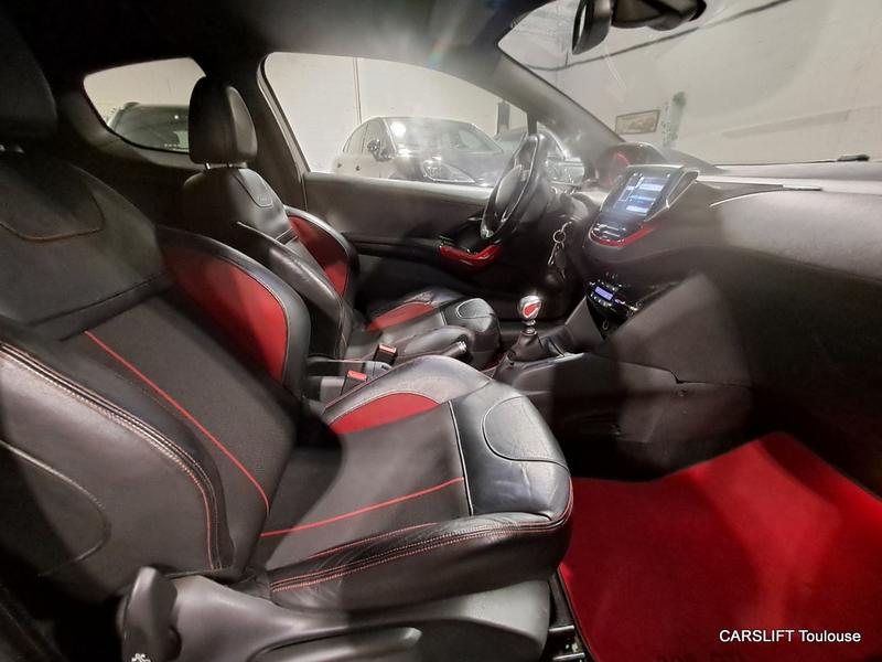 Peugeot 208 Gti 200Cv Historique complet