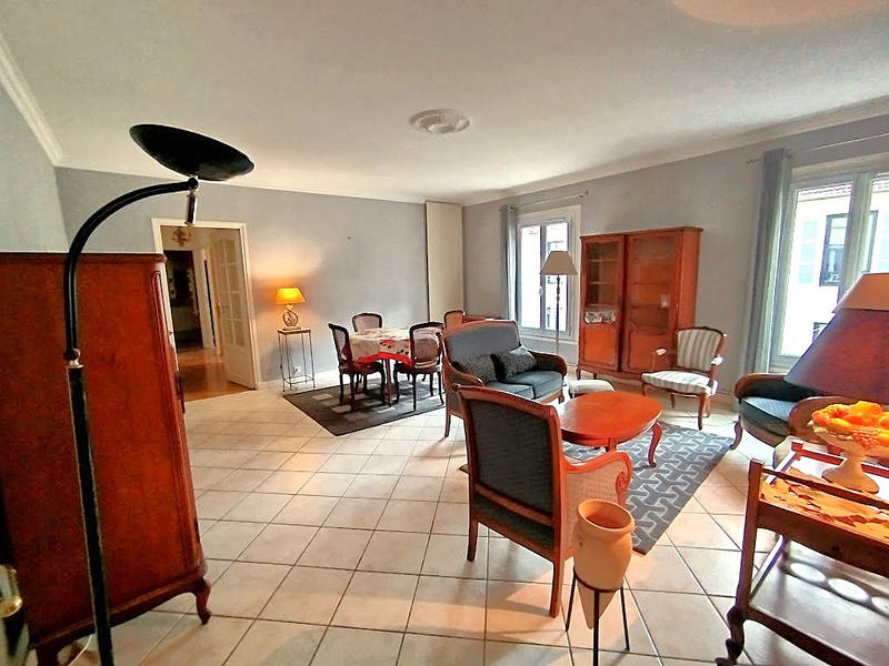 Appartement - 82 m² - 3 pièces