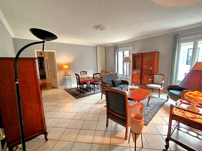 Appartement - 82 m² - 3 pièces