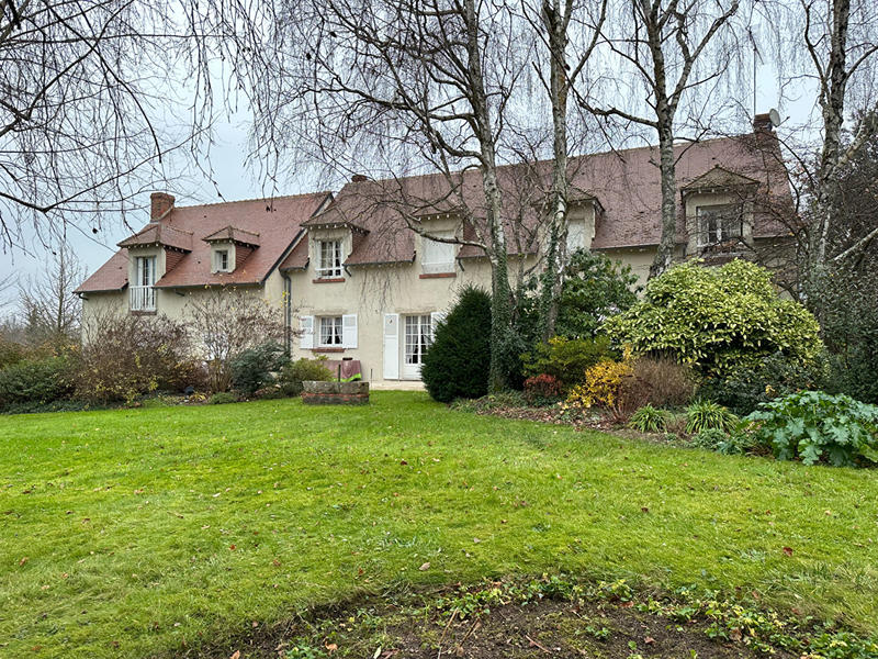 Maison - 274 m² - 7 pièces