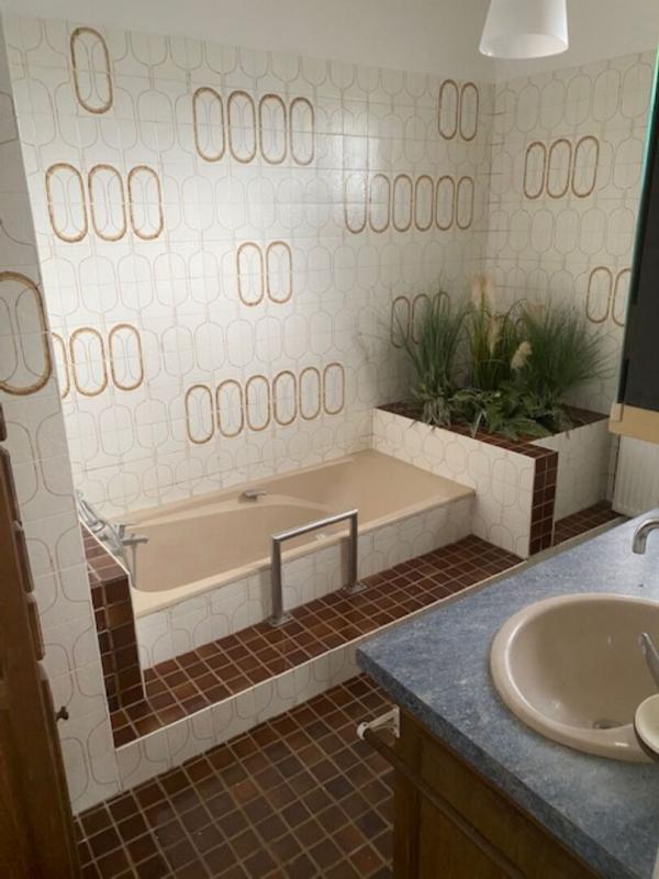 Maison - 194 m² - 10 pièces