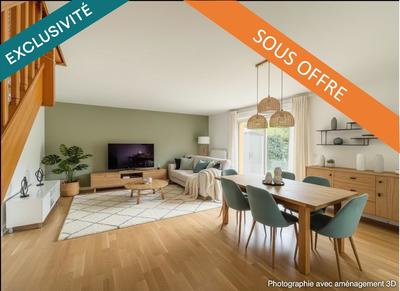 Maison - 90 m² - 4 pièces