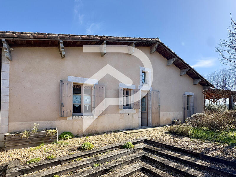 Maison - 283 m² - 11 pièces