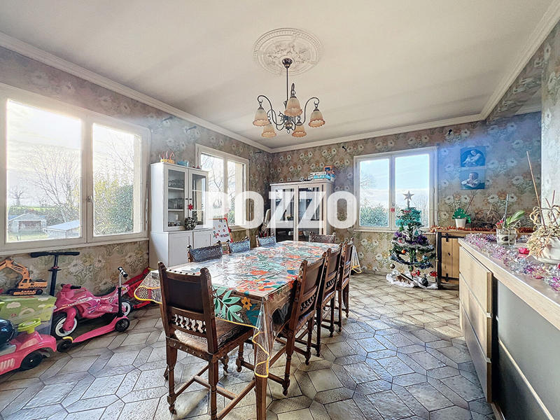 Maison - 148 m² - 6 pièces