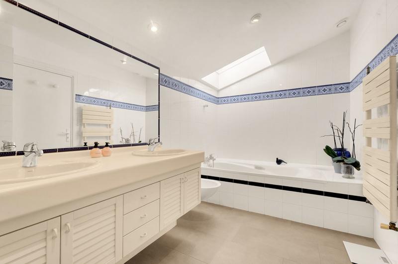 Maison contemporaine - 161 m² - 5 pièces