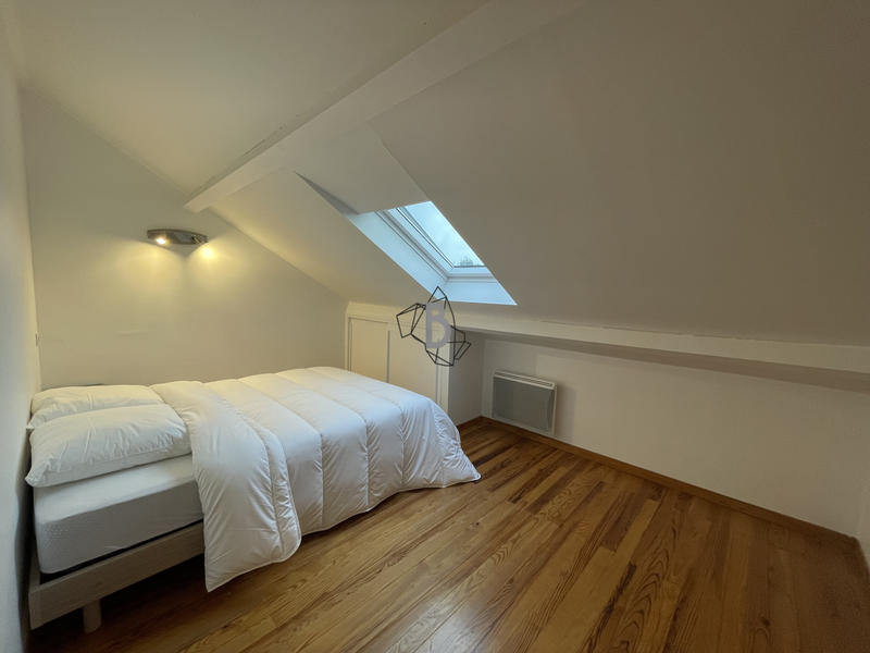 Appartement - 74 m² - 2 pièces