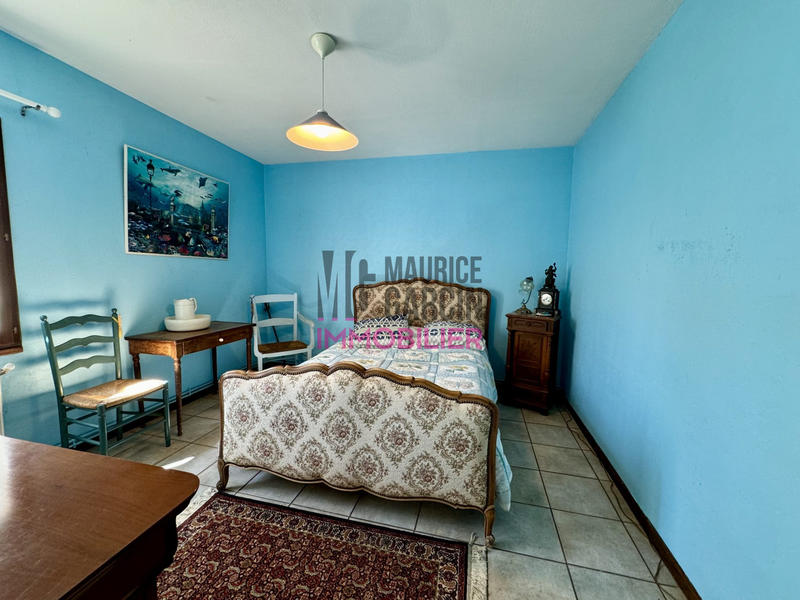 Maison - 200 m² - 5 pièces