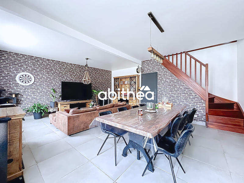 Maison - 100 m² - 5 pièces