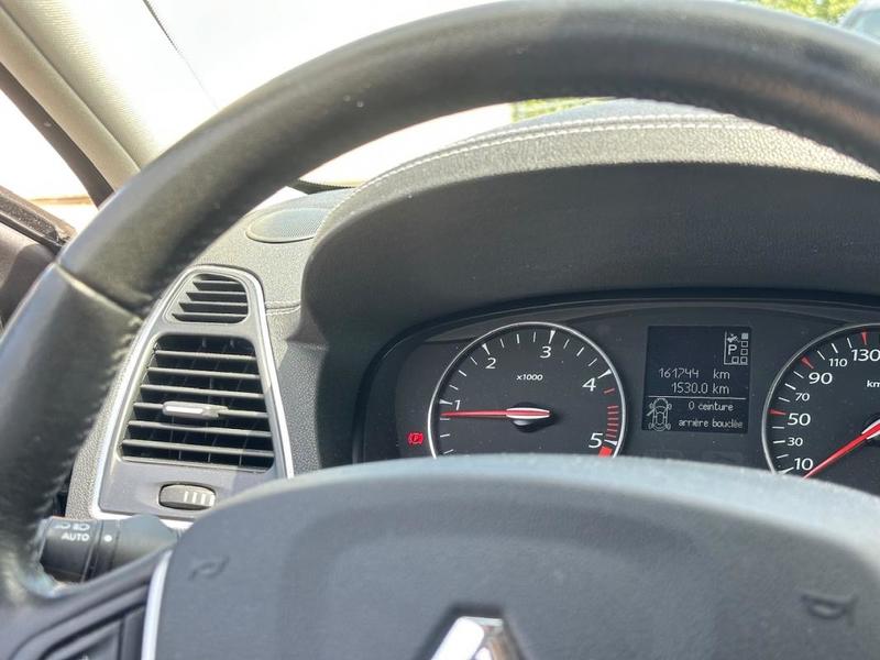 Renault Laguna III (2) 2.0 Dci 175 Initiale Bva6