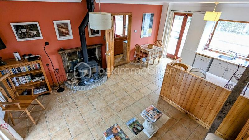 Propriété - 285 m² - 12 pièces