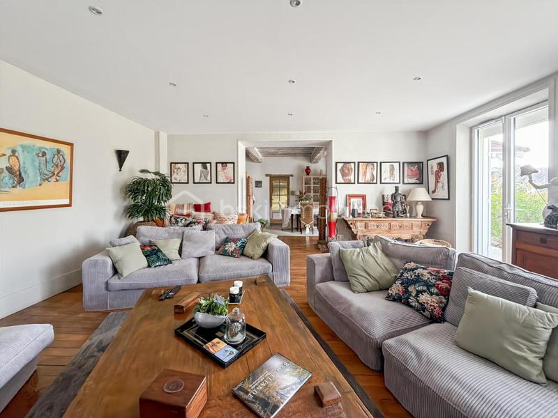 Maison bourgeoise - 280 m² - 10 pièces