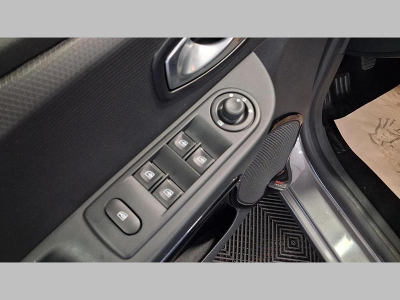 Renault Clio IV TCe 90 Intens