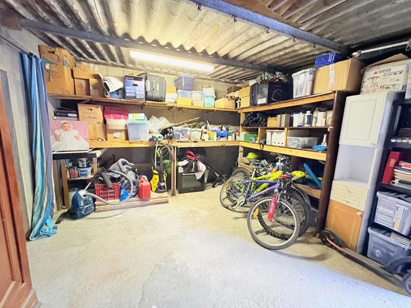 Maison - 98 m² - 5 pièces