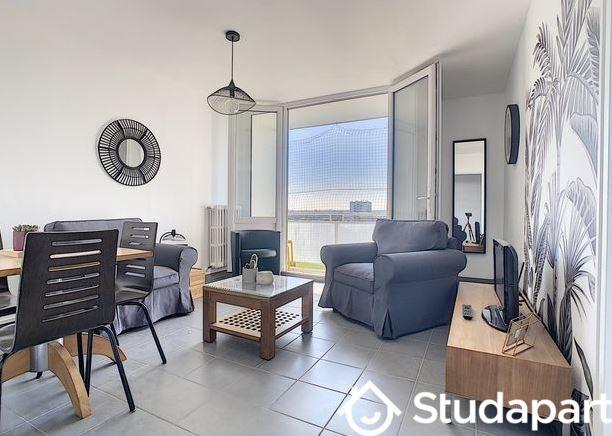 Chambre - 10 m² - 1 pièce