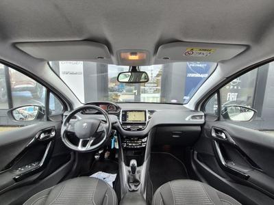 Peugeot 208 1.2 PureTech 110 s&amp;amp;S Allure